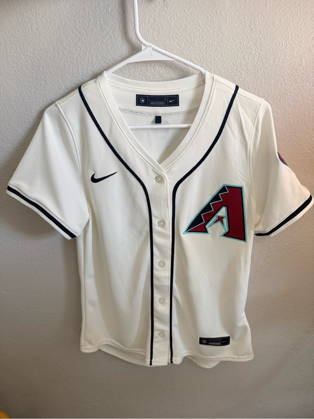 Nike White Arizona Diamondbacks Baseball Jersey with Teal & Maroon Logo Womens S